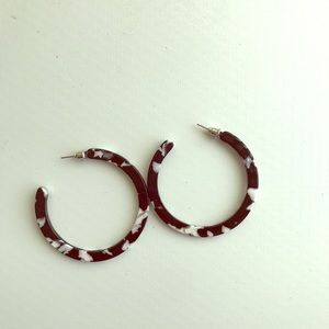 Black tortoise shell hoops